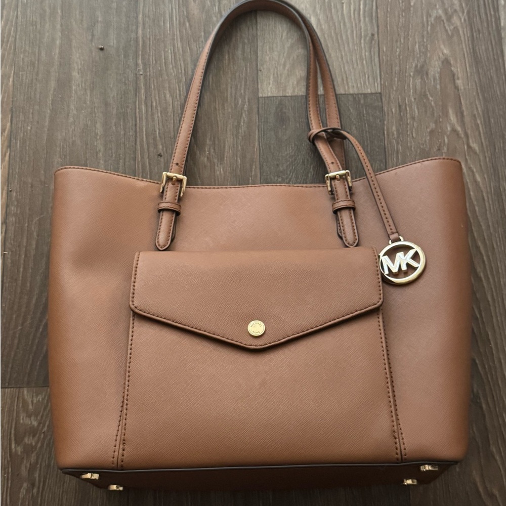 Michael Kors Brown Leather Jet Set Pocket Tote